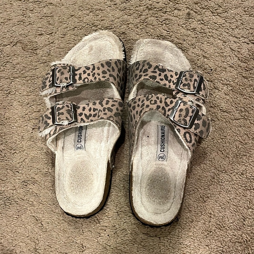 Women’s sandals
